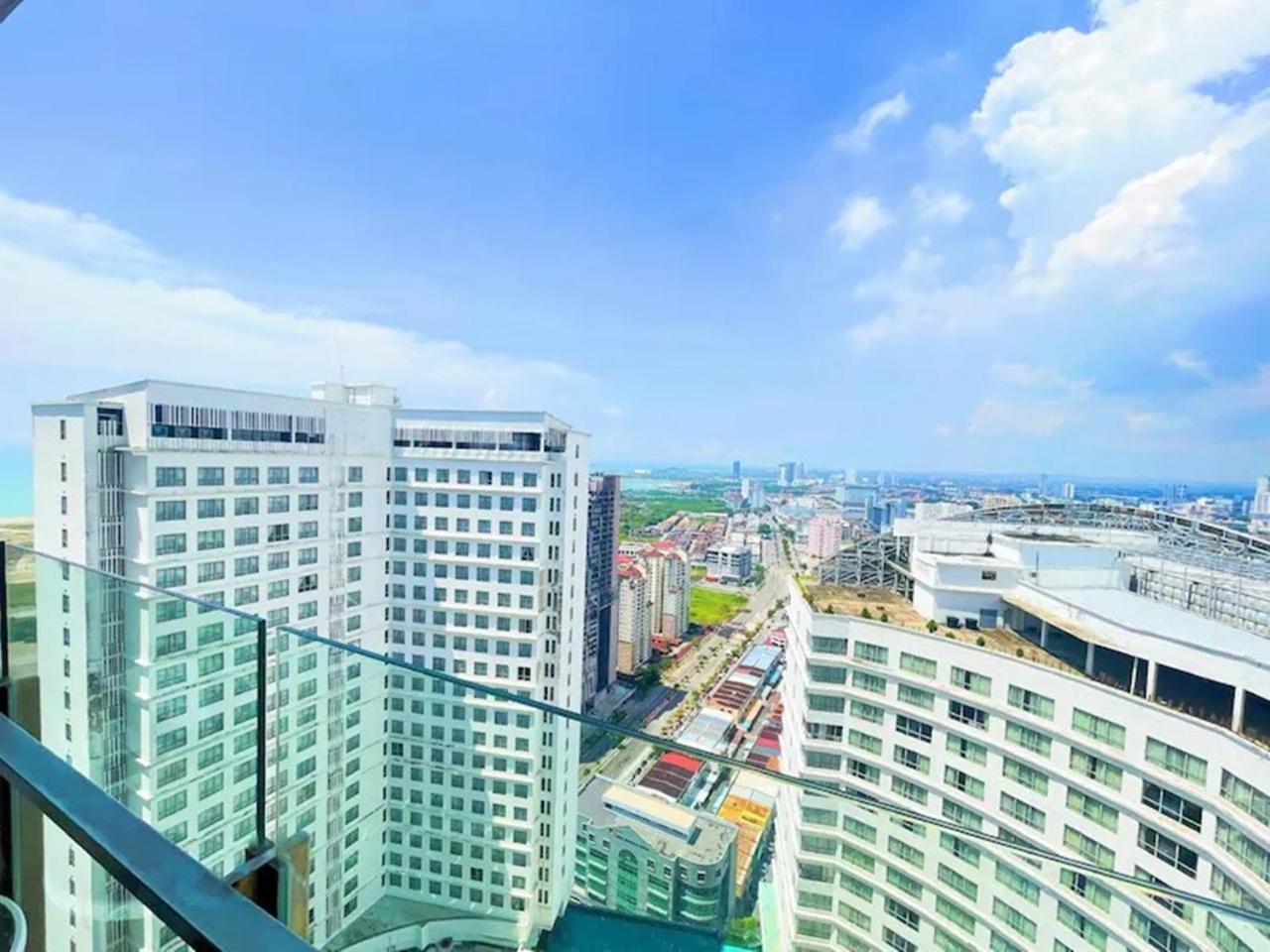 Silverscape Family Suite Melaka City Centre Exterior foto